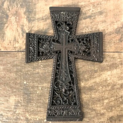 56408 - CAST IRON FLEUR DE LI WALL CROSS